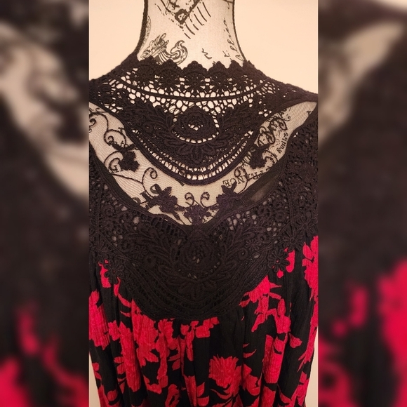 *Mini Crinkle Gauze Crochet Dress - Picture 7 of 7